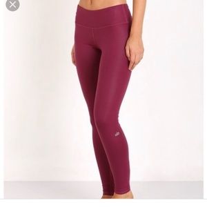 Alo Airbrush Legging - Black Cherry